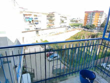 Appartamento ristrutturato con terrazzo di copertura